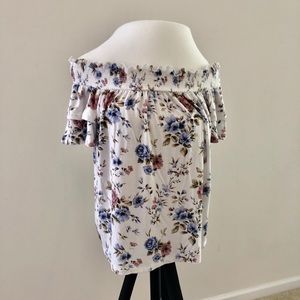 AE Floral Off-the Shoulder Top SOFT & SEXY